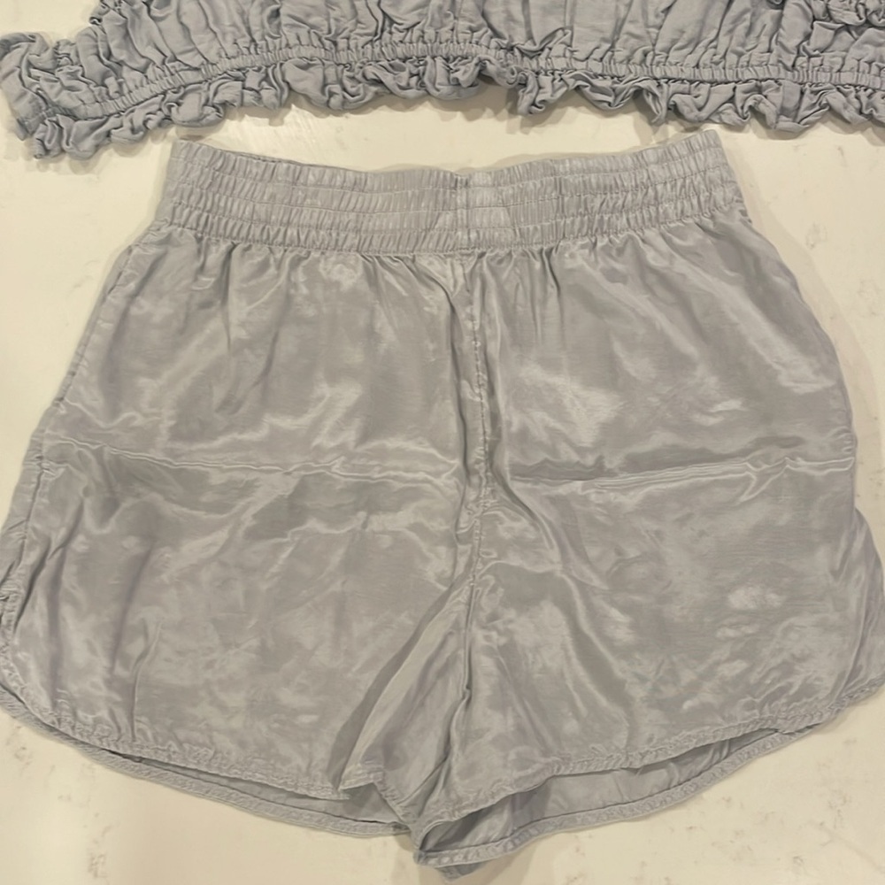 H&M Linen Blend Halter Top with Matching Bottoms Set - Picture 3 of 6